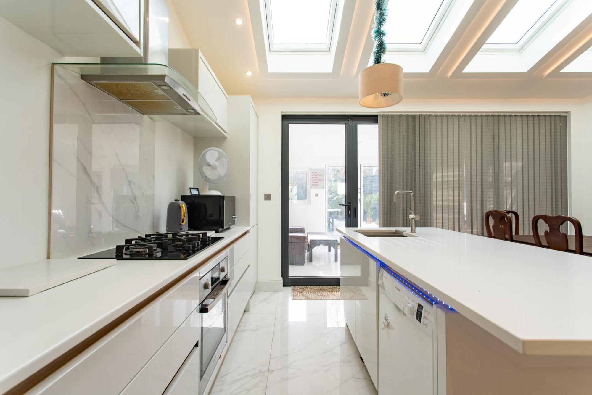 Modern 2Bed Pad W/ Hot Tub Villa Barking  Luaran gambar