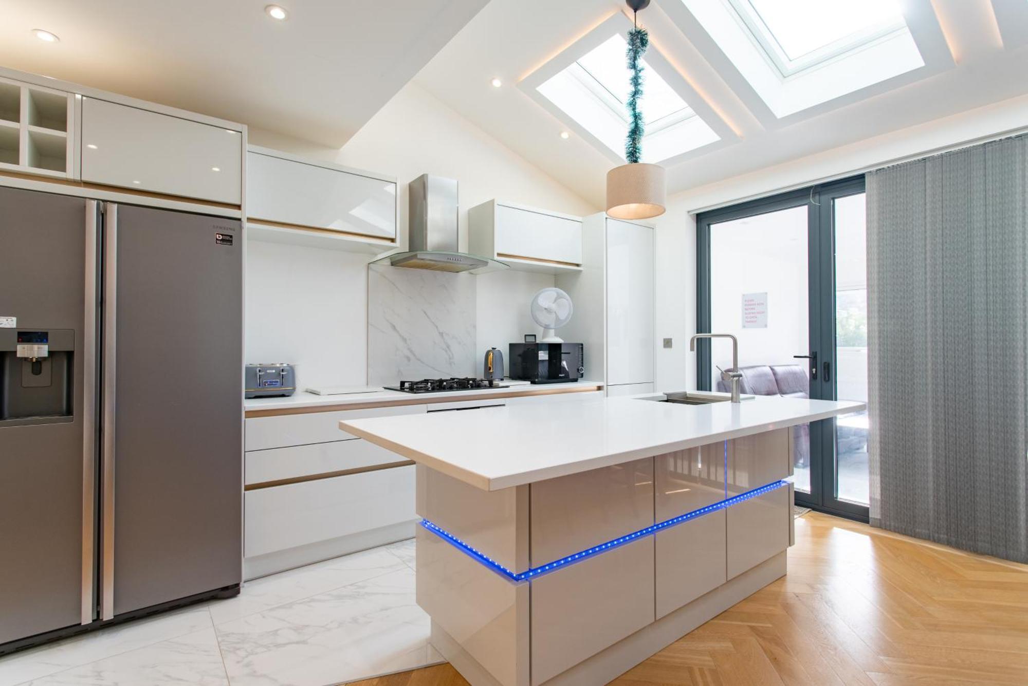 Modern 2Bed Pad W/ Hot Tub Villa Barking  Luaran gambar